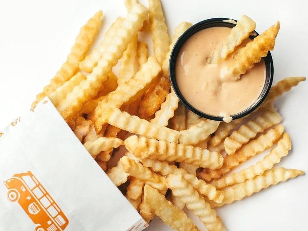 Fifty West crinkle cut fries with fry sauce