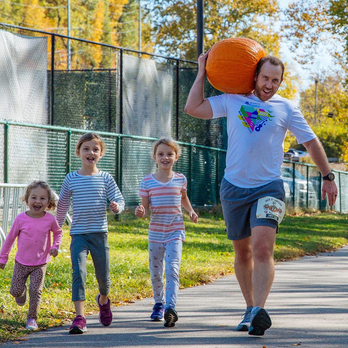Jack O' Lantern Jog at Fifty West, photo 7